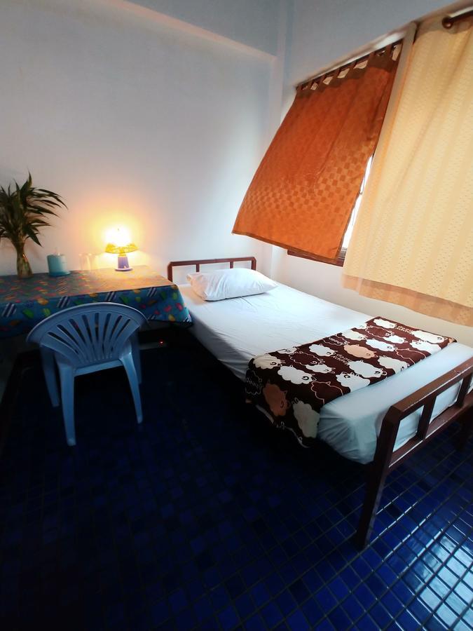 בנגקוק Prasuri Guest House מראה חיצוני תמונה